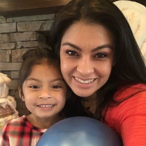 Meet your Posher, Abby